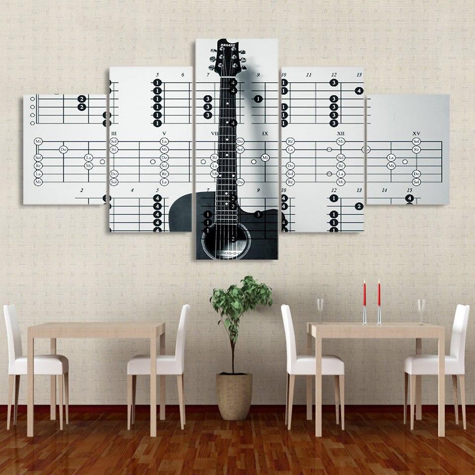 Peinture chaise et guitare • Peintures sur toile