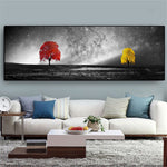 tableau noir et blanc arbre jaune et arbre rouge