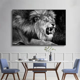 tableau noir et blanc roi de la savane