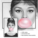 Affiche noir et blanc femme chewing gum