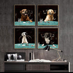 tableau golden qui joue au poker