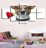 tableau petit chien rose dans la bouche