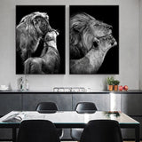 tableau noir et blanc lion et bébé