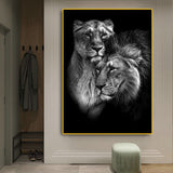 tableau noir et blanc lion et bébé