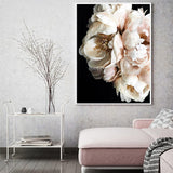 tableau fleurs blanches fond noir