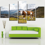 Tableau montagne vache marron et blanche