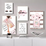 tableau fond blanc femme rose