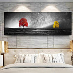 tableau noir et blanc arbre jaune et arbre rouge