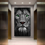 tableau photo noir et blanc lion yeux verts