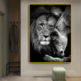 tableau noir et blanc lion et bébé