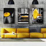 tableau vintage enceinte noire et jaune